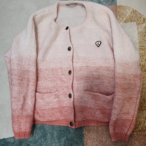 Cardigan - Picture 1 of 2